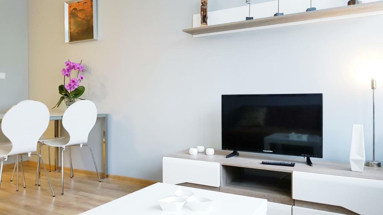 City Stogi Apartament Huoneisto *